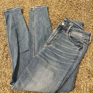 Old Navy Rockstar Super Skinny High Rise size 4